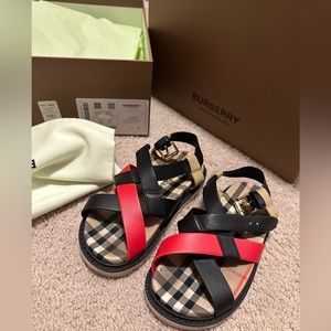 Burberry Sandals size 10.5 (eu 29)